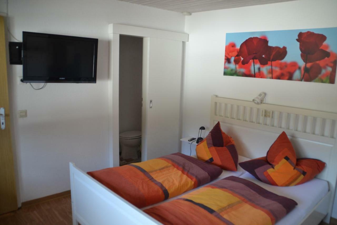 Pension Schonbrunn Бюль Екстер'єр фото